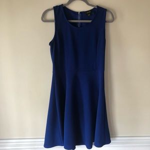 Blue classic sleeveless dress size large